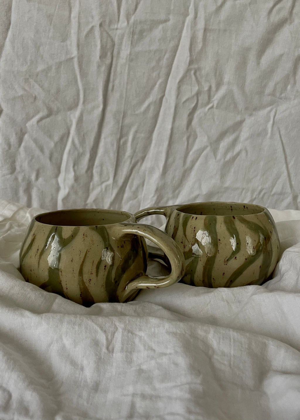 Tasse avec de légers défauts