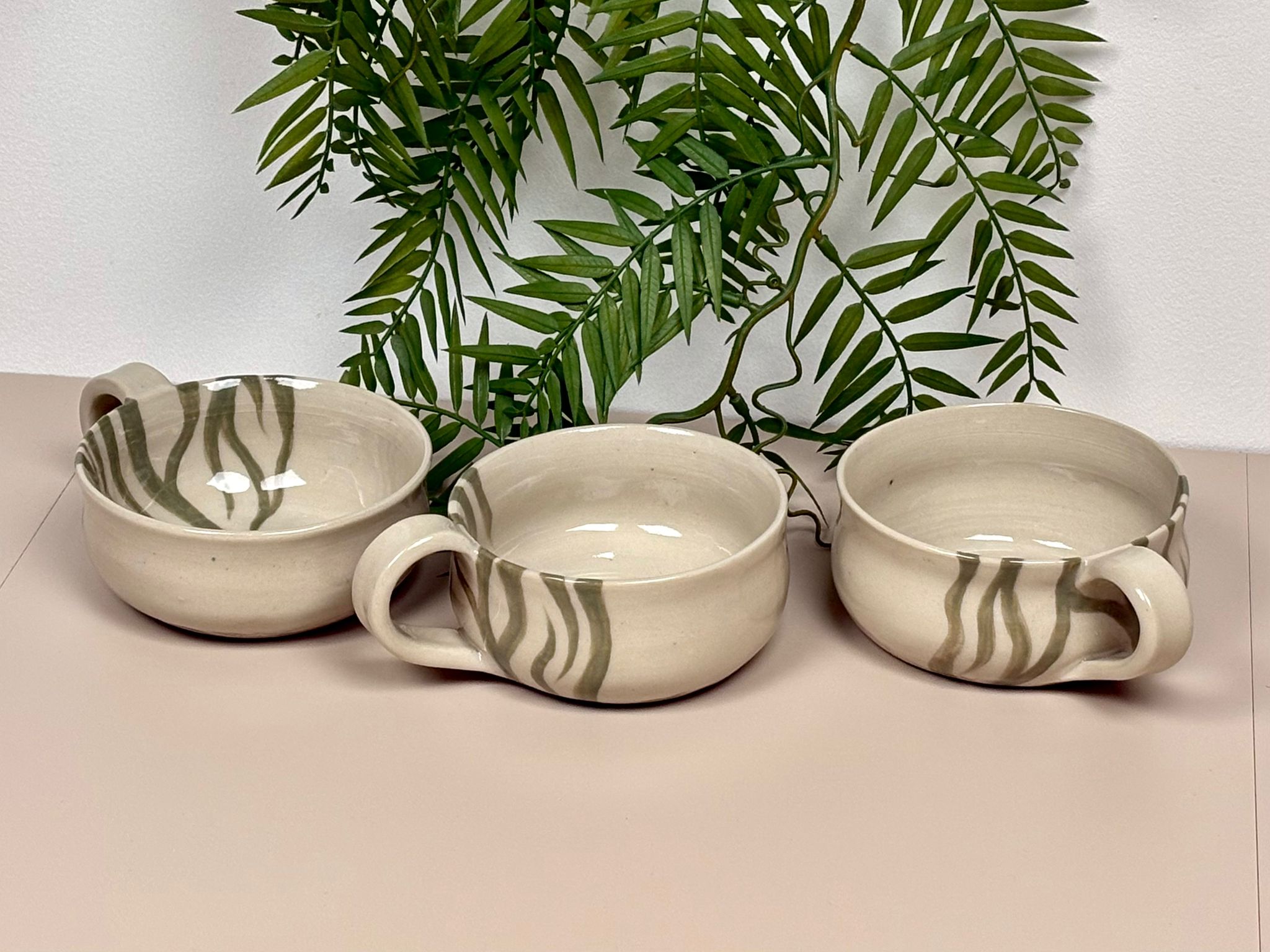 Tasse incurvée